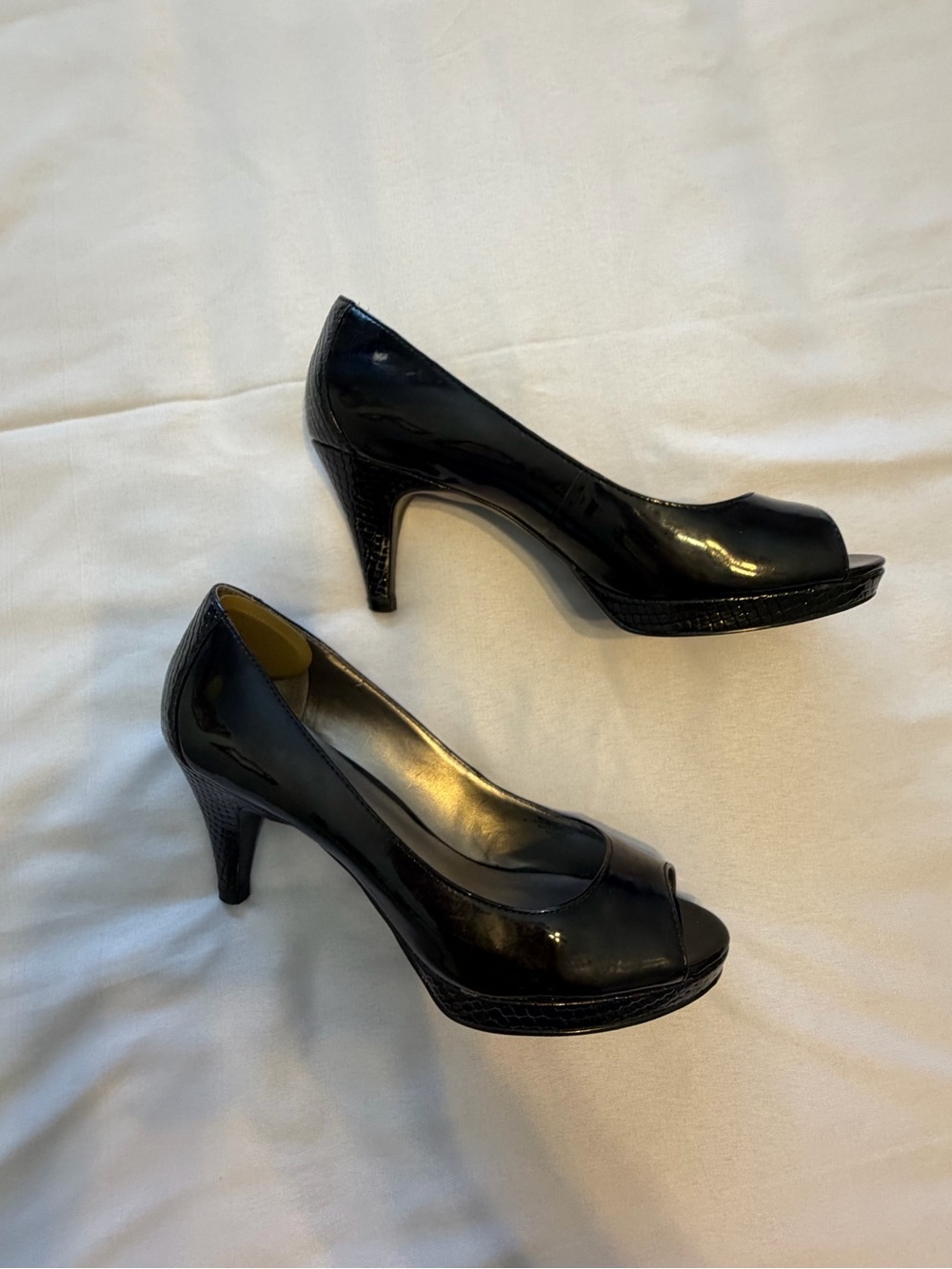Bandolino Black Patent Peep Toe Pumps